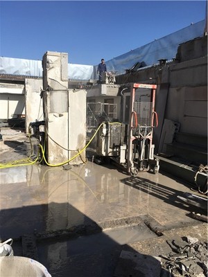 银川市世纪华庭酒店改造楼顶静力切割拆除2017年